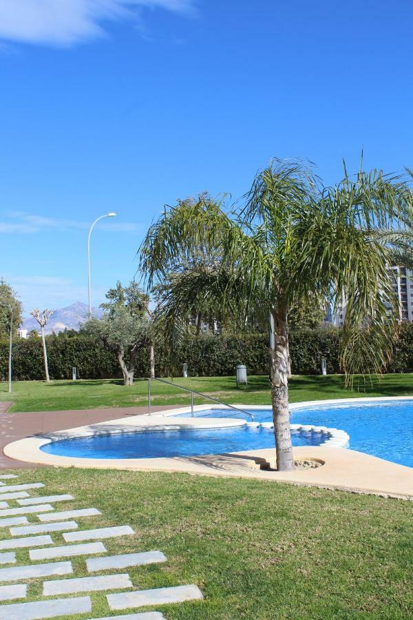 Sol Y Playa Apartment Аликанте Екстериор снимка